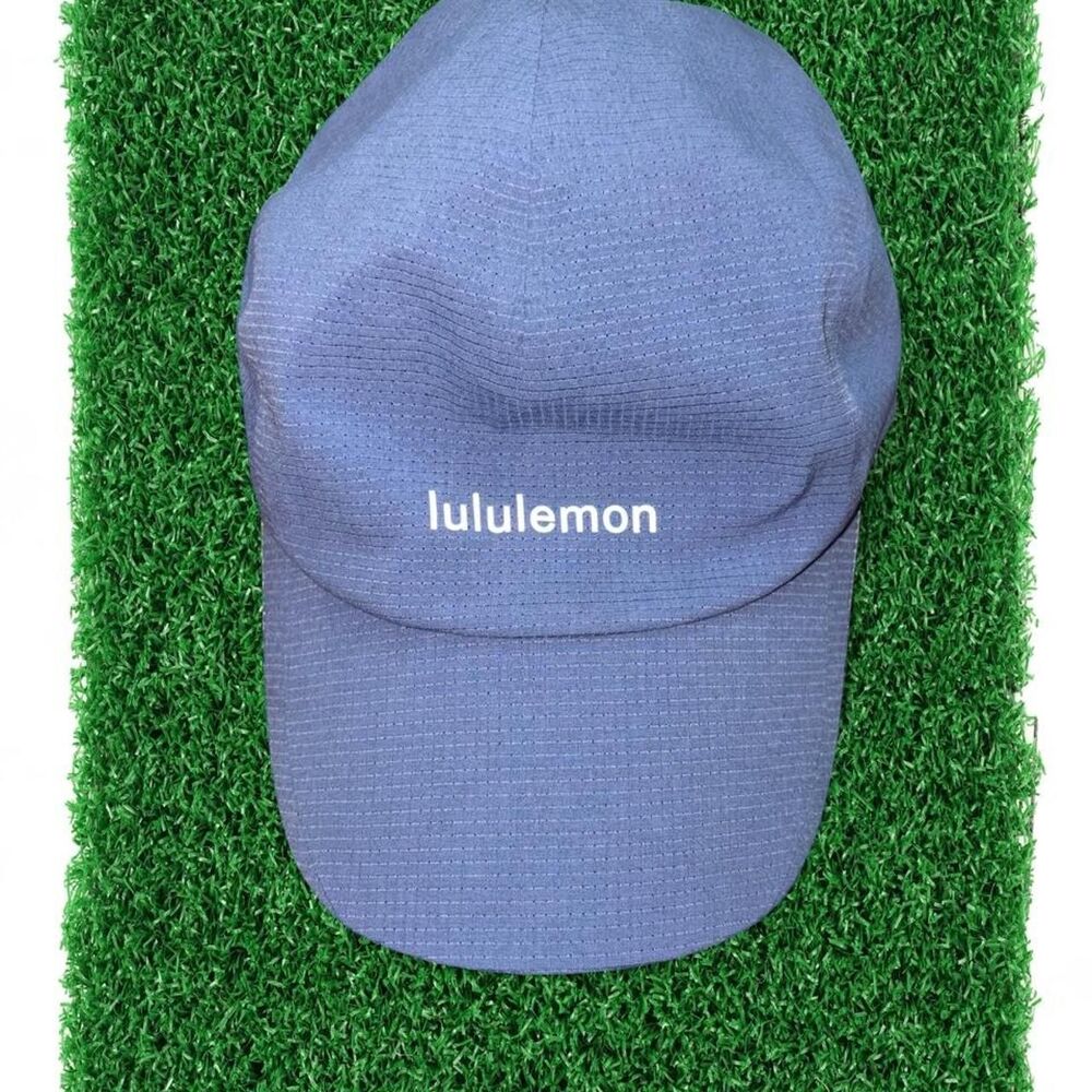 Lululemon blue cap with white logo #athletic #activewear